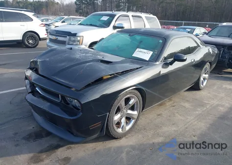 2014 Dodge Challenger Sxt Plus z USA, uszkodzony, nr VIN 2C3CDYAG3EH121981